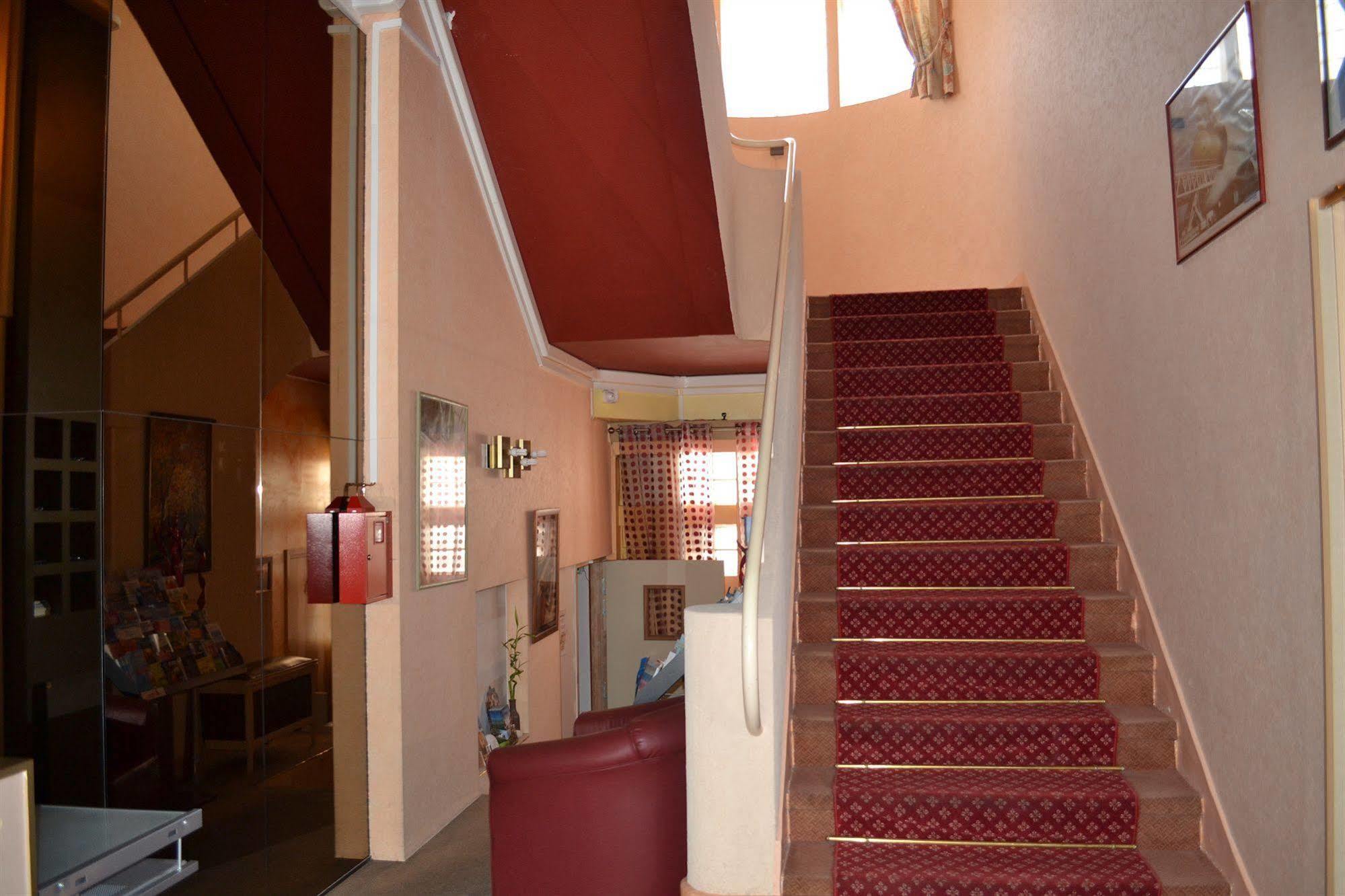 Hotel Le Bretagne Saint-Nazaire  Ngoại thất bức ảnh