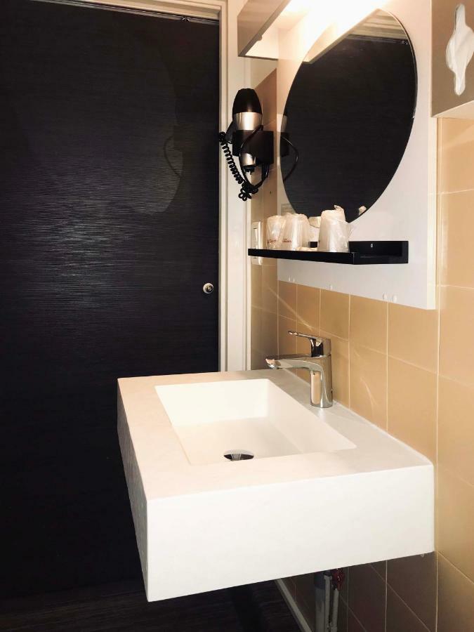 Hotel Le Bretagne Saint-Nazaire  Ngoại thất bức ảnh